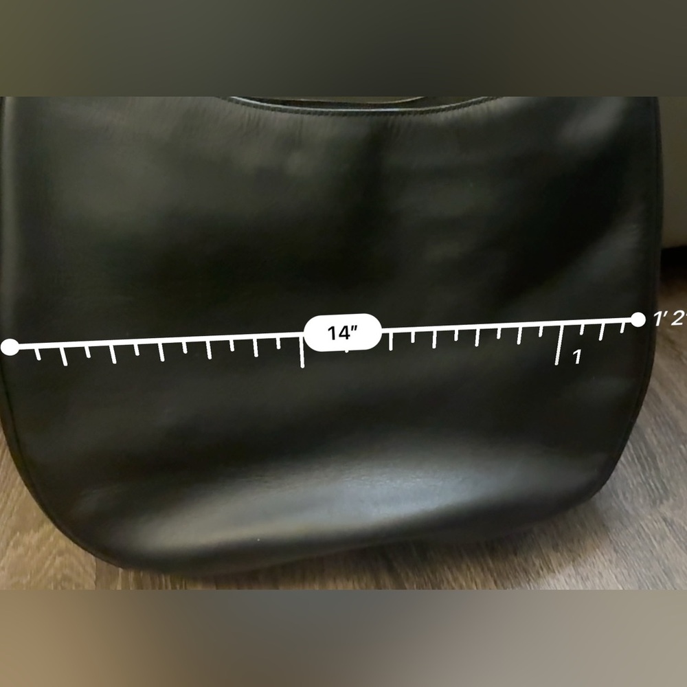 D59: Coach Black Hobo Bag with Crescent Silhouette - Picture 5 of 5